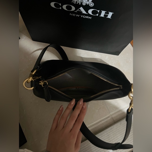 Coach Juliet Shoulder Bag in Black - Picture 4 of 5